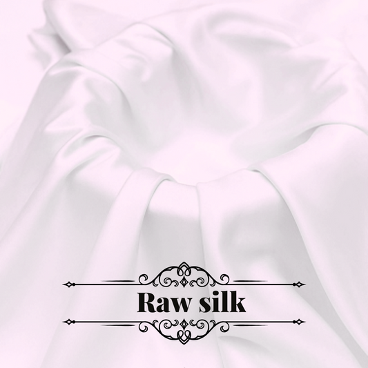 Raw slik Gents suit offwhite